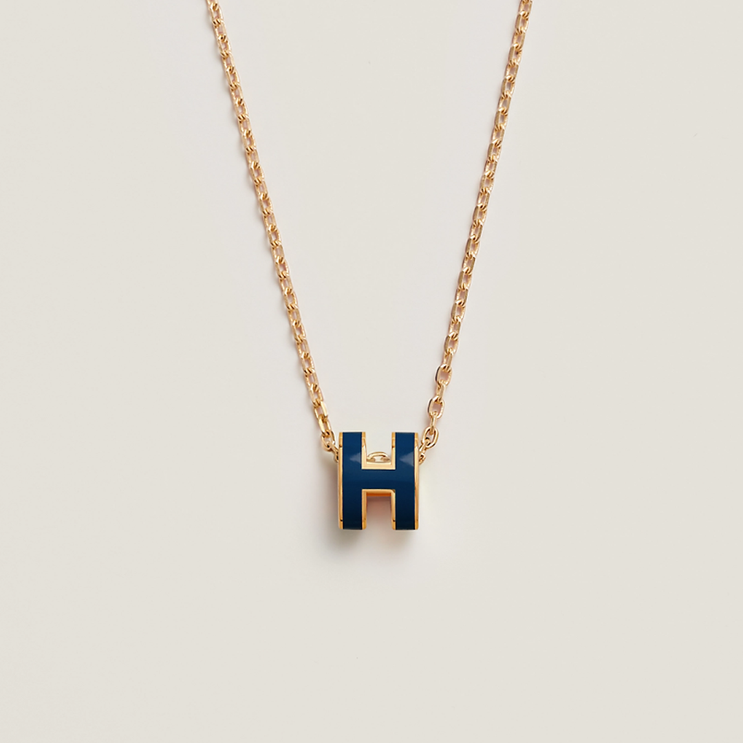 Helena Clara | Elegant Halsband i Guld