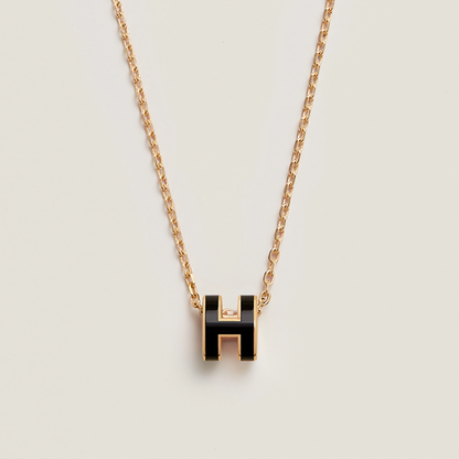 Helena Clara | Elegant Halsband i Guld